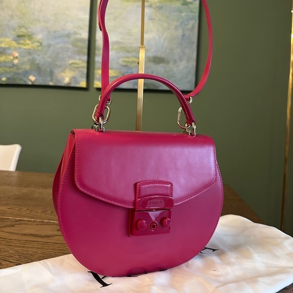 NWT!NEW!Furla Metropolis S Top Handle Round Crossbody -Smooth Leather Red - Picture 12 of 16